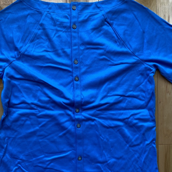 L.L.Bean‎ Tee, Button-Back - Picture 7 of 10